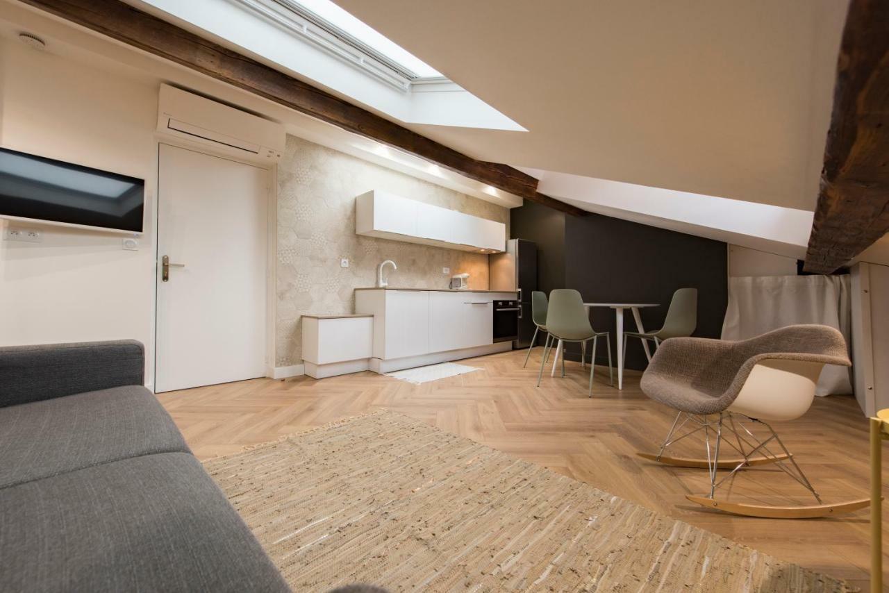 F2 Tres Cosy Apartment Saint-Raphael  Ngoại thất bức ảnh